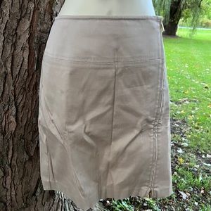 Jones New York tan stretch knee length skirt 10